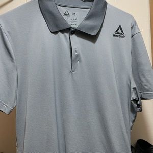 Reebok men’s medium golf athletic polo striped like new